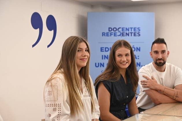 Infanta Sofía Visits the Monastery of Cogullada Infanta Sofía (1st from left) and Princess Leonor (2nd from left) during a visit to one of the educational activities at the Monastery of Cogullada on July 8, 2026, in Zaragoza, Aragon, Spain. This afternoon, the Infanta will present the first edition of the Ibercaja Foundation’s Exemplary Educators grants, marking the foundation’s 150th anniversary, during which five teachers will be recognized for their excellence in educational leadership, sustainability, inclusion, educational research, and comprehensive health education. JULY 8, 2026 INFANTA EDUCATION TEACHING Ramó Zaragoza, Aragon Zaragoza, Aragon, Spain  Copyright: xRamonxCometx 7653395