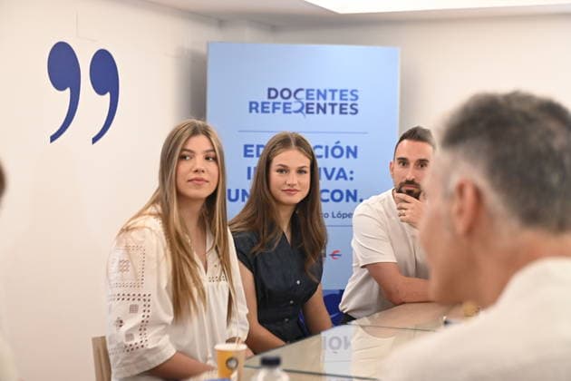 Infanta Sofía Visits the Monastery of Cogullada Infanta Sofía (1st from left) and Princess Leonor (2nd from left) during a visit to one of the educational activities at the Monastery of Cogullada on July 8, 2026, in Zaragoza, Aragon, Spain. This afternoon, the Infanta will present the first edition of the Ibercaja Foundation’s Exemplary Educators grants, marking the foundation’s 150th anniversary, during which five teachers will be recognized for their excellence in educational leadership, sustainability, inclusion, educational research, and comprehensive health education. JULY 8, 2026 INFANTA EDUCATION TEACHING Ramó Zaragoza, Aragon Zaragoza, Aragon, Spain  Copyright: xRamonxCometx 7653392