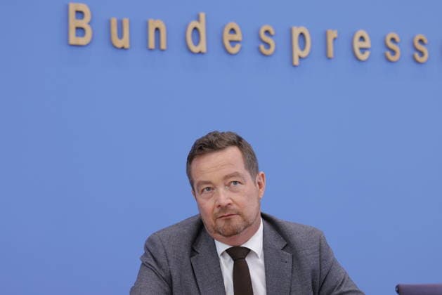 Uli Grötsch, Polizeibeauftragter des Bundes beim Deutschen Bundestag, Deutschland, Berlin, Bundespressekonferenz, Thema: Bericht des Polizeibeauftragten des Bundes beim Deutschen Bundestag *** Uli Grötsch, Federal Police Commissioner to the German Bundestag, Germany, Berlin, Federal Press Conference, Topic: Report by the Federal Police Commissioner to the German Bundestag