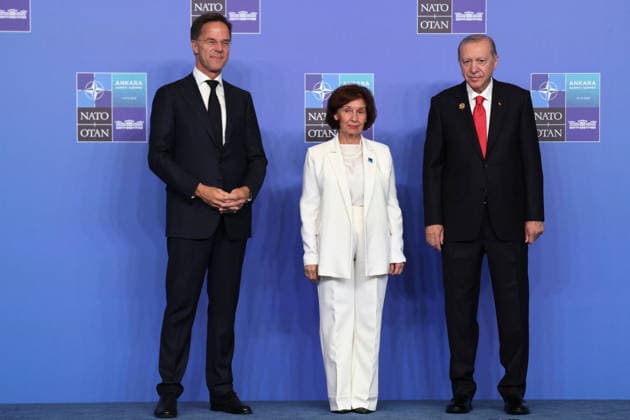 NATO Leaders Summit - Ankara NATO Secretary General Mark Rutte (L) and Turkey s President Recep Tayyip Erdogan (R) greet North Macedonia s President Gordana Siljanovska-Davkova as she arrives for a NATO Summit at Bestepe Presidential Compound in Ankara, Turkey, July 8, 2026. The summit comes at a fraught time for the 77-year-old transatlantic alliance, with the US President demanding members make good on a pledge to ramp up defence spending as Washington takes a step back from Europe. Photo by Ludovic Marin Pool ABACAPRESS.COM Ankara Turkey  Copyright: xMarinxLudovic Pool ABACAx