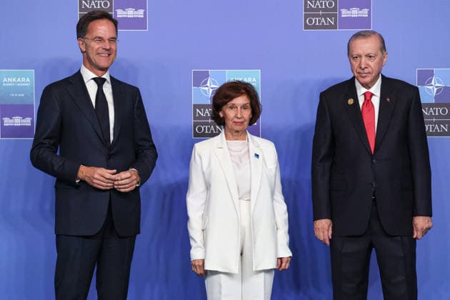 NATO Leaders Summit - Ankara NATO Secretary General Mark Rutte (L) and Turkey s President Recep Tayyip Erdogan (R) greet North Macedonia s President Gordana Siljanovska-Davkova as she arrives for a NATO Summit at Bestepe Presidential Compound in Ankara, Turkey, July 8, 2026. The summit comes at a fraught time for the 77-year-old transatlantic alliance, with the US President demanding members make good on a pledge to ramp up defence spending as Washington takes a step back from Europe. Photo by Ludovic Marin Pool ABACAPRESS.COM Ankara Turkey  Copyright: xMarinxLudovic Pool ABACAx