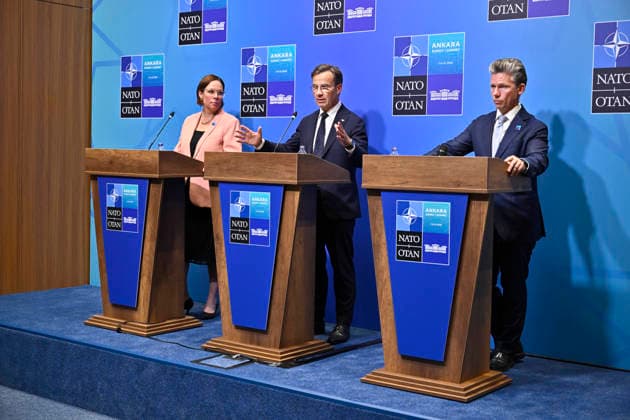 ANKARA, TURKIET 20260708 Utrikesminister Maria Malmer Stenergard (M), statsminister Ulf Kristersson (M) och försvarsminister Pal Jonson (M) haller presskonferens under Nato-toppmötet i Ankara, Turkiet. ANKARA TURKIET x10430x *** ANKARA, TURKEY 20260708 Foreign Minister Maria Malmer Stenergard (M), Prime Minister Ulf Kristersson (M), and Defense Minister Pal Jonson (M) hold a press conference during the NATO summit in Ankara, Turkey ANKARA TURKEY x10430x  Copyright: xChristinexOlsson TTx NATO-TOPPMÖTE ANKARA 2026 1wf150VXuu8