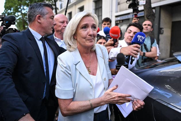 Far Right Rassemblement National Party Meeting in Paris French far-right leader Marine Le Pen leaves after a national council for French far right Rassemblement National Party at its headquarters in on July 8, 2026. Photo by Firas Abdullah ABACAPRESS.COM Paris Ile-de-France France  Copyright: xAbdullahxFiras ABACAx
