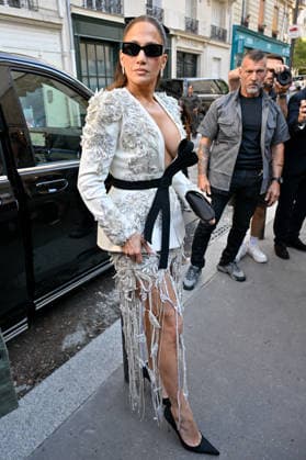 PFW Haute Couture Jennifer Lopez At Zuhair Murad Outside Arrivals JR Jennifer Lopez arriving at the Zuhair Murad show during Haute Couture Fashion Week in Paris, France, on 8 July 2026. Photo by Julien Reynaud APS-Medias ABACAPRESS.COM Paris France  Copyright: xReynaudxJulien APS-Medias ABACAx