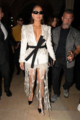 PFW - Zuhair Murad Front Row Jennifer Lopez attends the Zuhair Murad Haute Couture Fall Winter 2026 2027 show as part of Paris Fashion Week in Paris, France on July 08, 2026. Photo by Laurent Zabulon ABACAPRESS.COM  Copyright: xZabulonxLaurent ABACAx