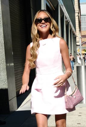 New York, NY- July 8: Liamani American Singer arrives for Good Morning America (GMA) in New York City. Credit: Camara AdMedia USA  - ZUMAa123 20260708_zaa_a123_041 Copyright: xPorterx