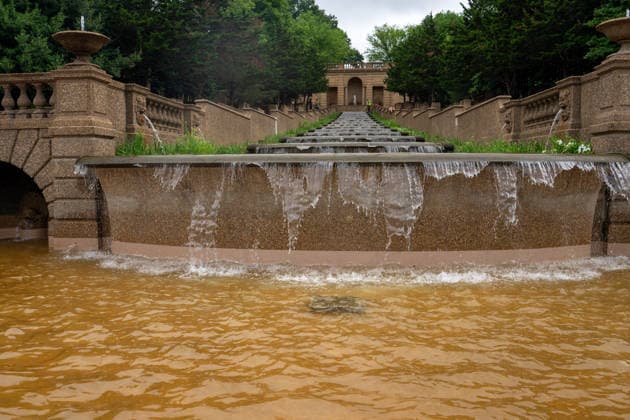 July 8, 2026, Washington, Dc, United States: Crews are working to fix the Meridian Hill Park fountain, one of the fountains reopened by President Donald Trump, after sediment and rust got into the system following a test run of some additional fountains in the park in Washington, D.C. on July 8, 2026. Washington United States - ZUMAl312 20260708_znp_l312_001 Copyright: xAndrewxLeydenx