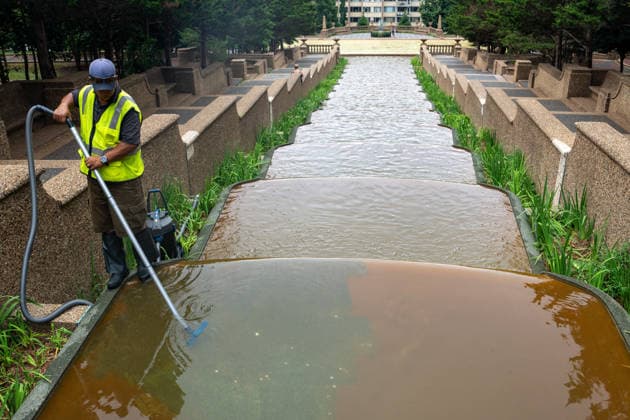 July 8, 2026, Washington, Dc, United States: Crews are working to fix the Meridian Hill Park fountain, one of the fountains reopened by President Donald Trump, after sediment and rust got into the system following a test run of some additional fountains in the park in Washington, D.C. on July 8, 2026. Washington United States - ZUMAl312 20260708_znp_l312_005 Copyright: xAndrewxLeydenx