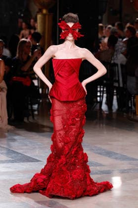 (260708) -- PARIS, July 8, 2026 -- A model presents a creation by Elie Saab during the Haute Couture Week Fall Winter 2026-2027 in Paris, France, July 8, 2026. (MeetEurope Handout via Xinhua) FRANCE-PARIS-HAUTE COUTURE WEEK-ELIE SAAB XinxHuashefa 