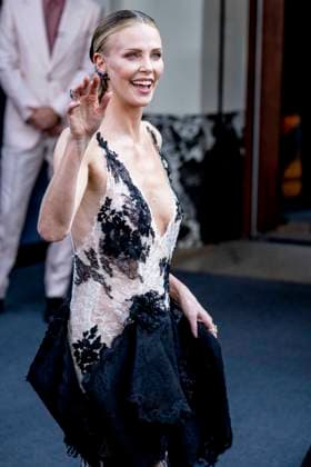 July 8, 2026, Paris, Fra, France: Charlize Theron arrive at the Odyssey premiere in Paris Paris France - ZUMAv140 20260708_zip_v140_007 Copyright: xReginaxVoroninax