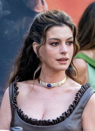 July 8, 2026, Paris, Fra, France: Anne Hathaway arrive at the Odyssey premiere in Paris Paris France - ZUMAv140 20260708_zip_v140_015 Copyright: xReginaxVoroninax