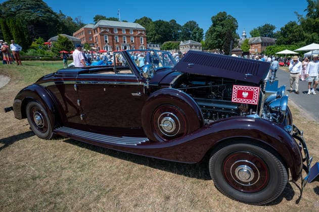 Royal Automobile Club Concours in Epsom - 08 Jul 2026 A 1937 Rolls-Royce Phantom III by Vanooren, on display during the 2026 RAC Woodcote Concours. The Royal Automobile Club hosted its second Concours at Woodcote Park in Epsom. More than 50 exceptional vehicles, representing over a century of motoring history, were displayed across the estate. The collection included veteran, vintage, classic, racing and supercars, as well as an impressive selection of motorcycles. Epsom United Kingdom Copyright: xJamesxWilloughbyx xSOPAxImagesx JWILLOUGHBY_2884
