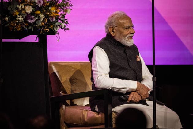NARENDRA MODI AUSTRALIA VISIT, The Prime Minister of India - Narendra Modi - listens to the Prime Minister of Australia, Anthony Albanese speak during the Australia-India Economic Roadmap Business Reception in Melbourne, Thursday, July 9, 2026. ( NO ARCHIVING MELBOURNE VICTORIA AUSTRALIA  Copyright: xCHRISTOPHERxHOPKINSx 20260709117236236389