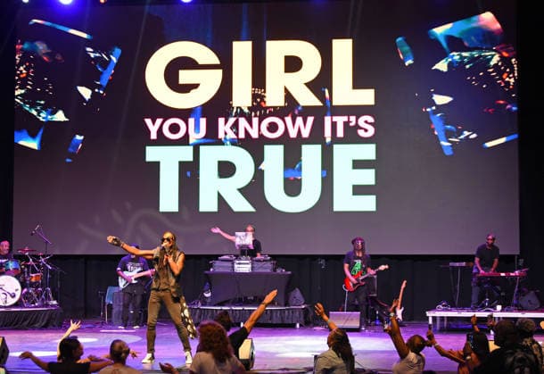 July 8, 2026, Atlanta, Georgia, USA: Fab Morvan of Milli Vanilli, Wine Down Wednesday at Mable House Barnes Amphitheatre, Mableton, GA 7-8-26 Atlanta USA  - ZUMAs380 20260708_zep_s380_024 Copyright: xDerekxStormx