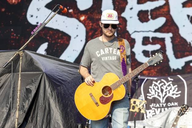 July 8, 2026, Chicago, Illinois, U.S: Musician STERLING EZRA during the WIndy City Smokeout Music Festival at United Center in Chicago, Illinois Chicago U.S  - ZUMAs135 20260708_zap_s135_005 Copyright: xDanielxDeSloverx