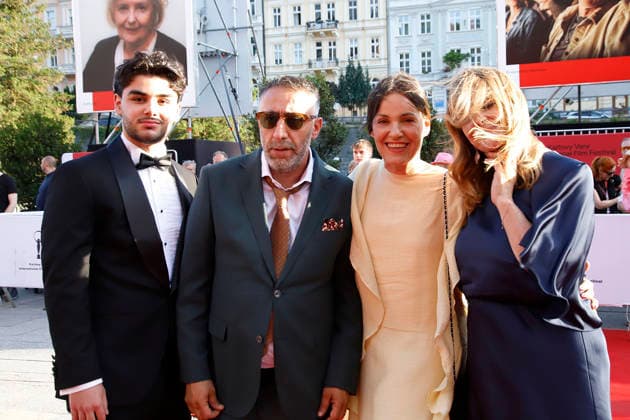 Jael Cem Ilhan, Kida Khodr Ramadan, Nicolette Krebitz und Nastassja Kinski bei der Premiere des Kinofilms Hijamat auf dem 60. Internationalen Filmfestival Karlovy Vary 2026 in der Grand Hall im Festival Hotel Thermal. Karlsbad, 08.07.2026 *** Jael Cem Ilhan, Kida Khodr Ramadan, Nicolette Krebitz, and Nastassja Kinski at the premiere of the feature film *Hijamat* at the 60th Karlovy Vary International Film Festival in 2026, held in the Grand Hall of the Festival Hotel Thermal in Karlsbad, July 8, 2026 Foto:xM.xThomasx xFuturexImagex hijamat_6701