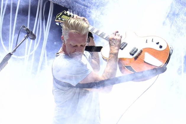 08.07.2026, Queens Of The Stone Age, Josh Homme live im Olympiastadion, Berlin, Berlin Berlin *** July 8, 2026, Queens of the Stone Age, Josh Homme live at the Olympic Stadium, Berlin, Berlin Berlin