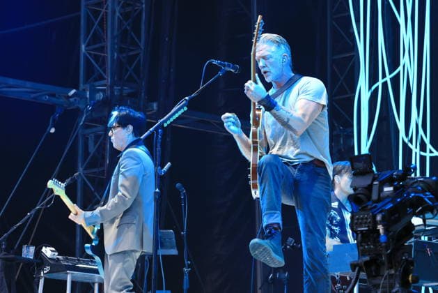 08.07.2026, Queens Of The Stone Age, Troy Van Leeuwen und Josh Homme live im Olympiastadion, Berlin, Berlin Berlin *** July 8, 2026, Queens of the Stone Age, Troy Van Leeuwen and Josh Homme live at the Olympic Stadium, Berlin, Berlin Berlin