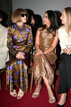 Anna Wintour and Isha Ambani at the Manish Malhotra Fall Winter 2026–2027 Haute Couture Collection fashion show during Paris Fashion Week (PFW) on July 8, 2026. Gedeon Taieb, Bestimage. Manish Malhotra’s fashion show, Autumn Winter 2026–2027 Haute Couture Collection, at Paris Fashion Week (PFW) on July 8, 2026, Paris, France  Copyright: xGedeonxTaiebx xBestimagexGedeonxTaiebx xBestimagex
