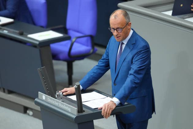 Deutscher Bundestag, 89. Plenarsitzung Bundeskanzler Friedrich Merz (CDU) im Portrait bei der Abgabe seiner Regierungserklaerung bei der 89. Sitzung des Deutschen Bundestag in Berlin, 09.07.2026 Berlin Berlin Deutschland *** German Bundestag, 89th Plenary Session: A portrait of Chancellor Friedrich Merz (CDU) as he delivers his government statement during the 89th session of the German Bundestag in Berlin, July 9, 2026, Berlin, Germany