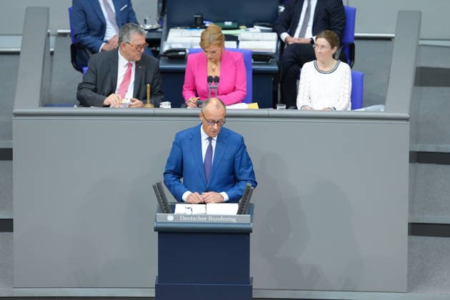 Deutscher Bundestag, 89. Plenarsitzung Bundeskanzler Friedrich Merz (CDU) bei der Abgabe seiner Regierungserklaerung bei der 89. Sitzung des Deutschen Bundestag in Berlin, 09.07.2026 Berlin Berlin Deutschland *** German Bundestag, 89th Plenary Session: Chancellor Friedrich Merz (CDU) delivering his government policy statement at the 89th session of the German Bundestag in Berlin, July 9, 2026, Berlin, Germany