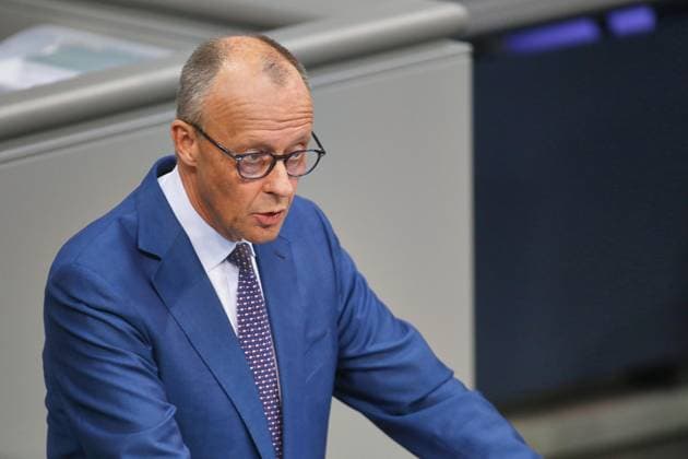 Berlin, Deutschland, 09.07.2026: Deutscher Bundestag: 89. Bundestagssitzung: Bundeskanzler Friedrich Merz (CDU) bei Abgabe einer Regierungserklärung. *** Berlin, Germany, July 9, 2026 German Bundestag 89th Session of the Bundestag Chancellor Friedrich Merz (CDU) delivering a government statement Copyright: xdtsxNachrichtenagenturx dts_126780