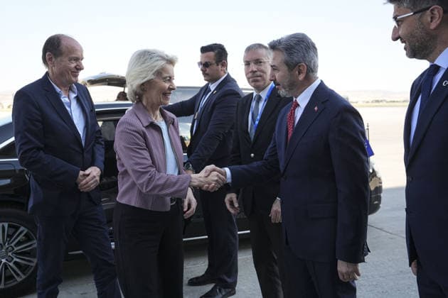 NATO Ankara Summit ANKARA, TURKIYE - JULY 09: President of the European Commission Ursula von der Leyen (L) departs from Esenboga Airport following the 36th NATO Heads of State and Government Summit held in Ankara, Turkiye on July 09, 2026. Leyen is seen off by Deputy Minister of Labour and Social Security Ahmet Aydin (2nd R). Metin Aktas Anadolu Ankara Turkey. Editorial use only. Please get in touch for any other usage.  Copyright: x2026xAnadoluxMetinxAktasx