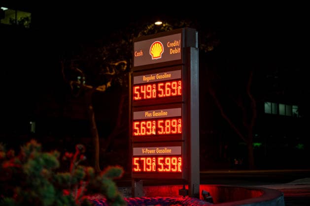 Fuel prices in Pasadena, United States - 8 JULY 2026. Fuel prices are displayed on a Shell gas station sign . California fuel prices remain among the highest in the nation. Pasadena United States Copyright: xWestonxHancockx xSOPAxImagesx Weston Hancock July 8 - 2356-2