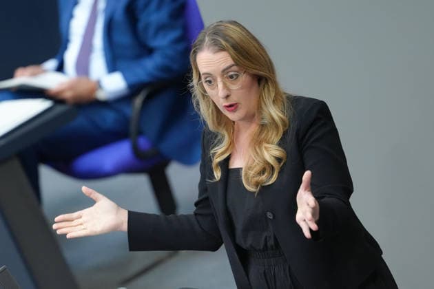 Deutscher Bundestag, 89. Plenarsitzung Katharina Droege (Gruene) im Portrait mit starker Mimik und Gestik bei ihrer Rede nach der Regierungserklaerung des Bundeskanzler bei der 89. Sitzung des Deutschen Bundestag in Berlin, 09.07.2026 Berlin Berlin Deutschland *** German Bundestag, 89th Plenary Session: A portrait of Katharina Droege of the Green Party, with expressive facial expressions and gestures, during her speech following the Chancellor’s policy address at the 89th session of the German Bundestag in Berlin, July 9, 2026, Berlin, Berlin, Germany