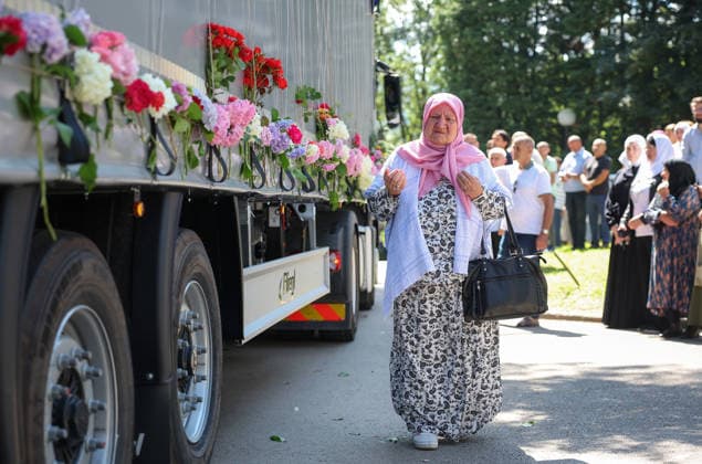 Ten newly identified victims of Srebrenica massacre will be buried on massacre anniversary A woman stands next to a truck carrying remains of the identified victims of the 1995 Srebrenica massacre to the Memorial centre in Potocari, where they will be buried on July 11, in Visoko, Bosnia and Herzegovina, July 09, 2026.  ArminxDurgut PIXSELL