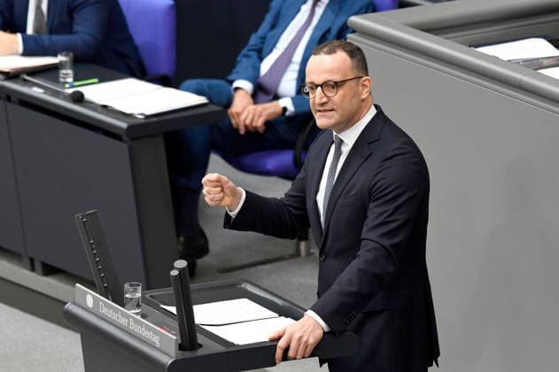 Jens Spahn in der 89. Sitzung des 21. Deutschen Bundestages im Reichstagsgebäude. Berlin, 09.07.2026 *** Jens Spahn at the 89th session of the 21st German Bundestag in the Reichstag building in Berlin, July 9, 2026 Foto:xF.xKernx xFuturexImagex bundestagssitzung89_6786