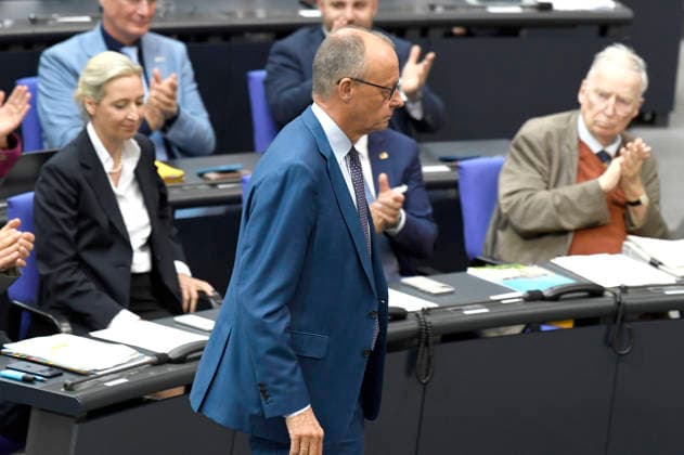 Friedrich Merz in der 89. Sitzung des 21. Deutschen Bundestages im Reichstagsgebäude. Berlin, 09.07.2026 *** Friedrich Merz at the 89th session of the 21st German Bundestag in the Reichstag building in Berlin, July 9, 2026 Foto:xF.xKernx xFuturexImagex bundestagssitzung89_6809