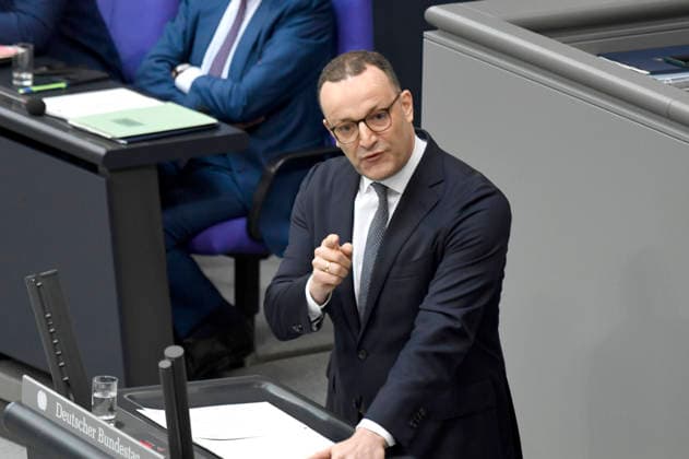 Jens Spahn in der 89. Sitzung des 21. Deutschen Bundestages im Reichstagsgebäude. Berlin, 09.07.2026 *** Jens Spahn at the 89th session of the 21st German Bundestag in the Reichstag building in Berlin, July 9, 2026 Foto:xF.xKernx xFuturexImagex bundestagssitzung89_6789