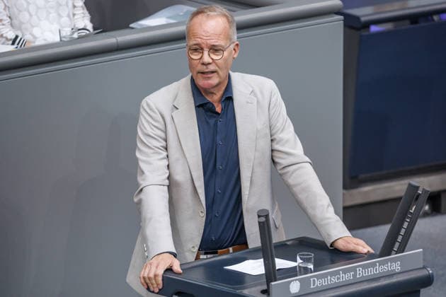 Bundestag Matthias Miersch (SPD) im Deutschen Bundestag am 09.07.26 in Berlin. Berlin Berlin Deutschland Bundestag *** Bundestag: Matthias Miersch (SPD) in the German Bundestag on July 9, 2026, in Berlin, Berlin, Berlin, Germany, Bundestag