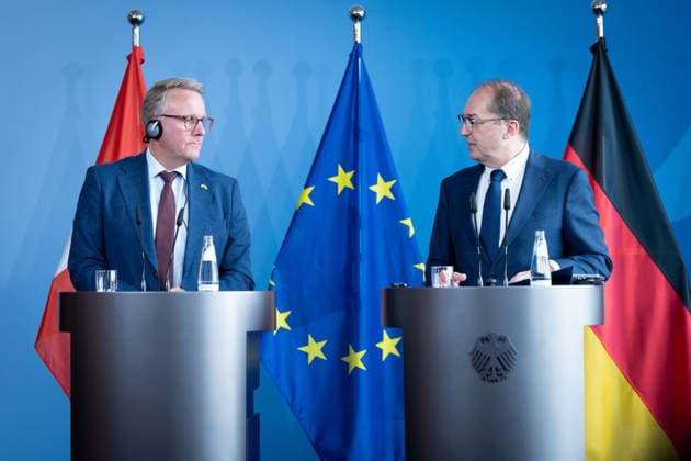 Bundesinnenminister, Alexander Dobrindt, Integrationsminister, Morten Bødskov Berlin, Bundesministerium des Innern, Bundesinnenminister, Alexander Dobrindt, Integrationsminister, Dänemark, Morten Bødskov Berlin Berlin GER *** Federal Minister of the Interior, Alexander Dobrindt; Minister of Integration, Morten Bødskov; Berlin; Federal Ministry of the Interior; Federal Minister of the Interior, Alexander Dobrindt; Minister of Integration, Denmark, Morten Bødskov; Berlin; Berlin, GER
