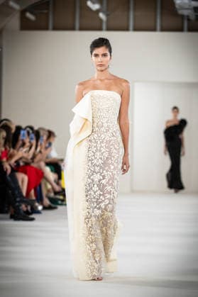 PFW HC Rami Al Ali Catwalk NB A model walks the runway during the Rami Al Ali Haute Couture Fall Winter 2026 2027 show as part of Paris Fashion Week on July 09, 2026 in Paris, France. Photo by Nasser Berzane ABACAPRESS.COM Paris France  Copyright: xBerzanexNasser ABACAx