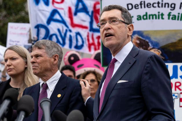 Norm Eisen, an attorney for Olympic canoeist David Hearn, speaks to the press after Hearn pleaded not guilty to damaging the Lincoln Memorial Reflecting Pool in Washington, DC on Thursday, June 9, 2026. Hearn was indicted on July 2 on one count of destruction of property of more than $1,000 for allegedly damaging the Reflecting Pool, carrying a maximum pentyl of 10 years in prison if convicted.  WAP20260709313 BONNIExCASH