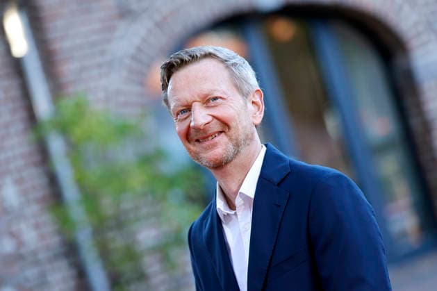 Schauspieler Michael Kessler kommt zur Abendveranstaltung anlässlich der Kölner Jurysitzung zum international Emmy Award 2026 - Semi Final round of Judging der international Emmy Awards auf Schloss Arff. Köln, 09.07.2026 NRW Deutschland *** Actor Michael Kessler attends the evening event marking the Cologne jury session for the 2026 International Emmy Awards Semi-Final Round of Judging at Arff Castle in Cologne, July 9, 2026, North Rhine-Westphalia, Germany Copyright: xChristophxHardtx