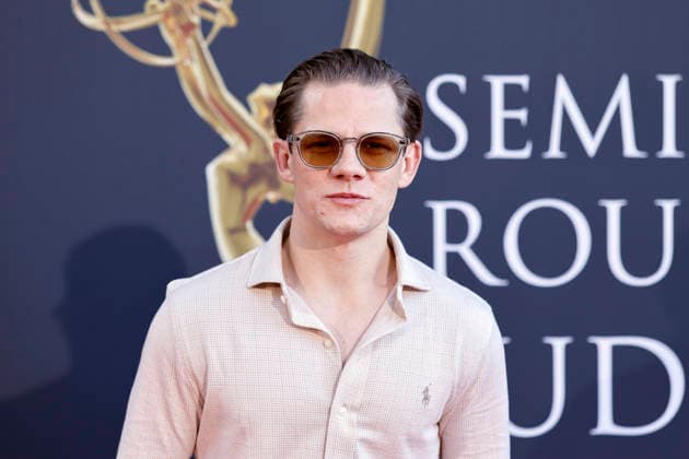 Schauspieler Max von der Groeben kommt zur Abendveranstaltung anlässlich der Kölner Jurysitzung zum international Emmy Award 2026 - Semi Final round of Judging der international Emmy Awards auf Schloss Arff. Köln, 09.07.2026 NRW Deutschland *** Actor Max von der Groeben attends the evening event marking the Cologne jury session for the 2026 International Emmy Awards Semi-Final Round of Judging at Arff Castle in Cologne, July 9, 2026, North Rhine-Westphalia, Germany Copyright: xChristophxHardtx
