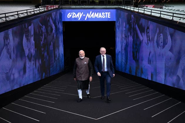 NARENDRA MODI AUSTRALIA VISIT, Indian Prime Minister Narendra Modi (left) and Australian Prime Minister Anthony Albanese arrive during a visit to the Melbourne Cricket Ground in Melbourne, Friday, July 10, 2026. ( NO ARCHIVING MELBOURNE VICTORIA AUSTRALIA  Copyright: xJOELxCARRETTx 20260710162136634412