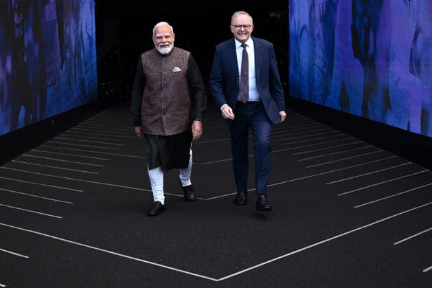 NARENDRA MODI AUSTRALIA VISIT, Indian Prime Minister Narendra Modi (left) and Australian Prime Minister Anthony Albanese arrive during a visit to the Melbourne Cricket Ground in Melbourne, Friday, July 10, 2026. ( NO ARCHIVING MELBOURNE VICTORIA AUSTRALIA  Copyright: xJOELxCARRETTx 20260710172632825033