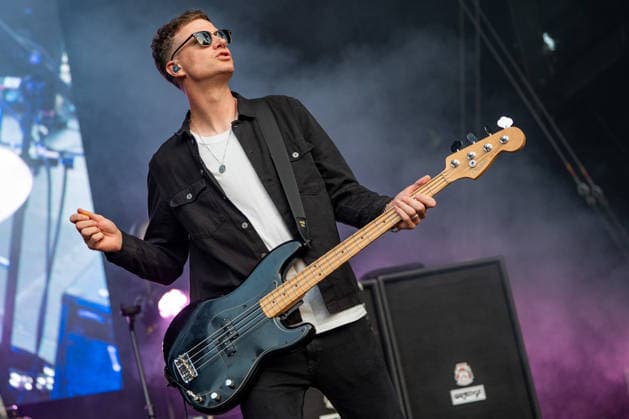 Rupert Jarvis of The Maccabees performs at Outdoor Summer Season, Alexandra Palace on July 09, 2026 in London, England. LONDON, ENGLAND - JULY 09: Rupert Jarvis of The Maccabees performs at Outdoor Summer Season, Alexandra Palace on July 09, 2026 in London, England., Credit:Pupat Chenaksara Avalon United Kingdom, London, Alexandra Palace Park  Copyright: xPupatxChenaksarax xAvalonx 1115599158