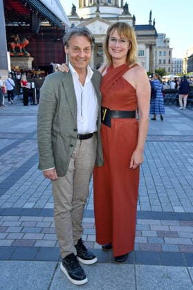Classic Open Air - Berlin Wolfgang Bahro mit Ehefrau Barbara Bahro beim Classic Open Air auf dem Gendarmenmarkt in Berlin am 09.07.2026 *** Classic Open Air Berlin: Wolfgang Bahro with his wife Barbara Bahro at the Classic Open Air on the Gendarmenmarkt in Berlin on July 9, 2026 Copyright: xEventpressxBerndtx