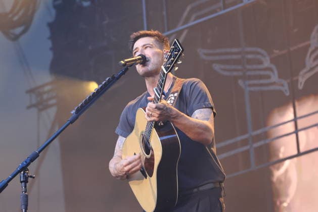 09.07.2026, Mumford & Sons Saenger, Sänger Marcus Mumford, im Konzert live in der Waldbühne, Berlin, Musik, Berlin *** July 9, 2026, Mumford & Sons singer Marcus Mumford, live in concert at the Waldbühne, Berlin, music, Berlin