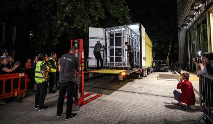 The Bayeux tapestry in UK The Bayeux tapestry enclosed in an especially designed protective case and frame is unloaded from a lorry at the British museum after its journey from the city of Bayeux in Normandy. This is the first time the ancient tapestry has travelled abroad and will be displayed at the British museum in September Photograph by Richard Pohle  Copyright: xRichardxPohlex NINTCHDBPICT001094351223