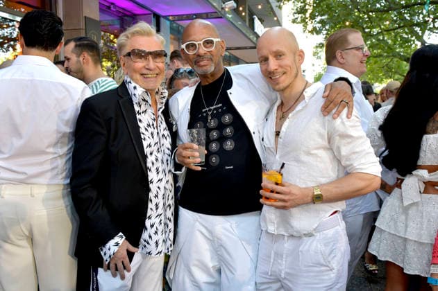 Rene Koch, Pierre Sanoussi-Bliss und Dennis Ortmann bei der Sommerparty La Grande Bellezza im Restaurant Casa Bellucci. Berlin, 09.07.2026 *** Rene Koch, Pierre Sanoussi Bliss, and Dennis Ortmann at the La Grande Bellezza summer party at Casa Bellucci restaurant in Berlin, July 9, 2026 Foto:xM.xBehrensx xFuturexImagex bellucci_6745