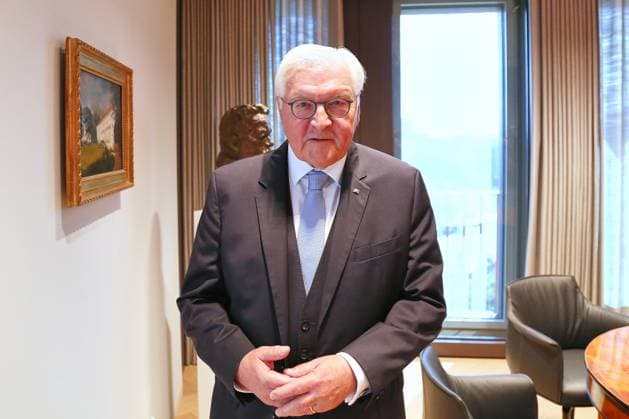Berlin, Deutschland, 10.07.2026: Spreebogen: Bundespräsident Frank-Walter Steinmeier nimmt Amtsgeschäfte am Spreebogen auf: Erster Tag in seinem neuen Amtszimmer *** Berlin, Germany, July 10, 2026, Spreebogen: Federal President Frank Walter Steinmeier Begins Official Duties at the Spreebogen; First Day in His New Office Copyright: xdtsxNachrichtenagenturx dts_126971