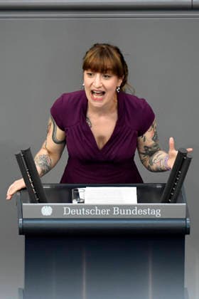 Heidi Reichinnek in der 90. Sitzung des 21. Deutschen Bundestages im Reichstagsgebäude. Berlin, 10.07.2026 *** Heidi Reichinnek at the 90th session of the 21st German Bundestag in the Reichstag Building in Berlin, July 10, 2026 Foto:xF.xKernx xFuturexImagex bundestagssitzung90_6762
