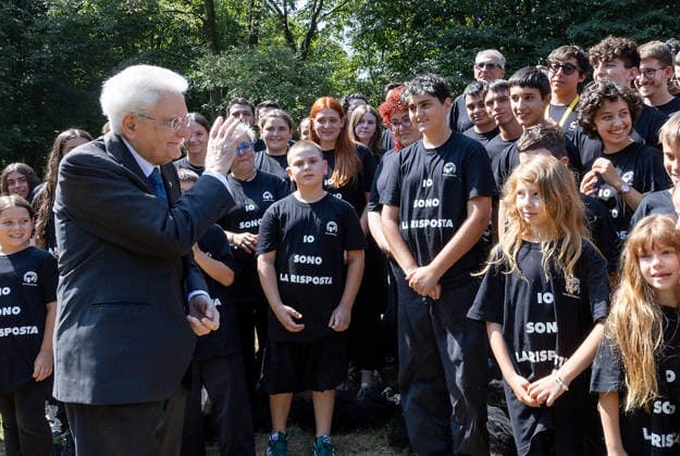 July 10, 2026, Seveso, Rome, Italy: President Sergio Mattarella with the students of the Teatro Contatto laboratory on the occasion of the 50th anniversary of the industrial accident at ICMESA (Industrie Chimiche Meda SocietÃ¢oeoÂ¡ Azionaria), Seveso, 10 07 2026 Seveso Italy  - ZUMAa289 20260710_zia_a289_015 Copyright: xPaoloxGiandottix xAgfx