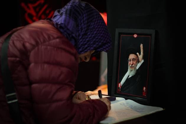 RECORD DATE NOT STATED Tributes to Ali Khamenei in Sao Paulo, Brazil. Sao Paulo (SP), 10 07 2026 Iran Ali Khamenei Thiago Avila Islam Brazil SP Four months after the death of Iran s supreme leader, Ali Khamenei, during an attack in Tehran attributed by participants to Israel and the United States, the Islamic community in Brazil held a tribute in his memory and to his granddaughter, who also died in the same attack. The images show faithful gathered at the Islamic center in Ipiranga, Sao Paulo, alongside Brazilian activist Thiago Avila, on Thursday night (09).(Foto: Arthur Lamonier Thenews2 imago images) Tributes to Ali Khamenei in Sao Paulo, Brazil.  Copyright: xArthurxLamonierx